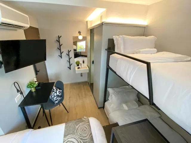 Cabin, Private Bathroom, Xl، ST Signature Bugis Beach 4/6