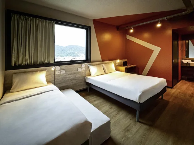 غرفة قياسية بسريرين مزدوجين، Ibis Budget Balneario Camboriu 1/3