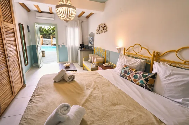 غرفة سوبيريور بإطلالة على المسبح، Bellissimo Resort 3/10