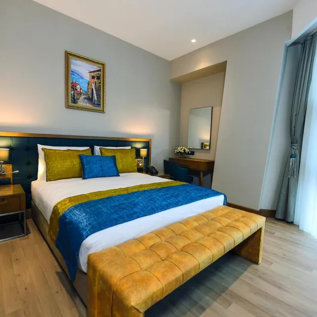غرفة قياسية بسرير كينج، Cher Hotel & Spa Istanbul 4/8