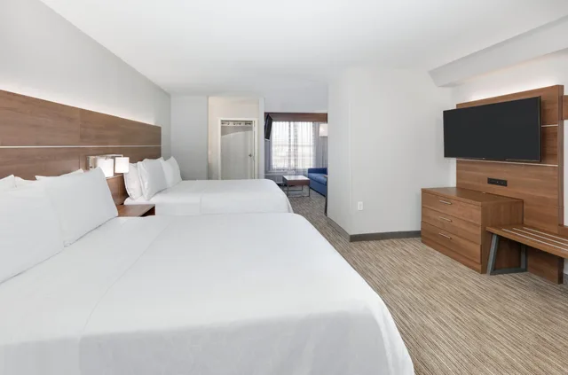 Suite, 2 Queen Beds, Extra Floor Space، Holiday Inn Express Hotel And Suites Irving Conv Ctr Las Colinas 1/1