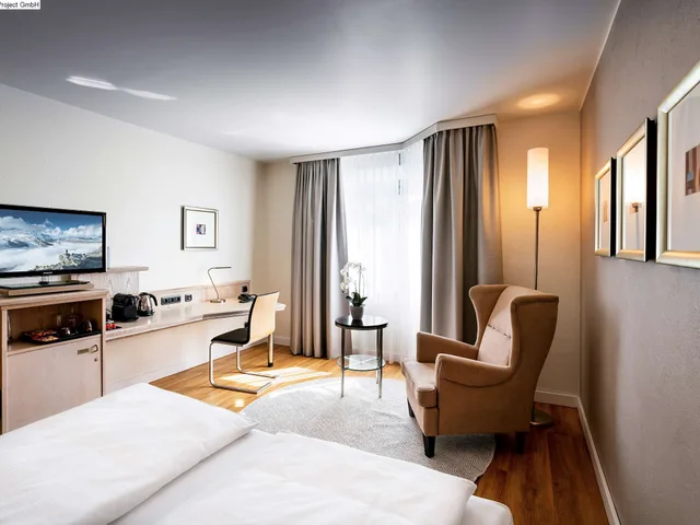 غرفة متصلة عائلية بسريرين مزدوجين، Movenpick Hotel Munchen Airport 6/10