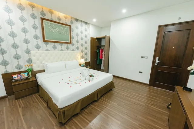 غرفة قياسية بسرير كوين، New Century Hotel Cau Giay 1/10