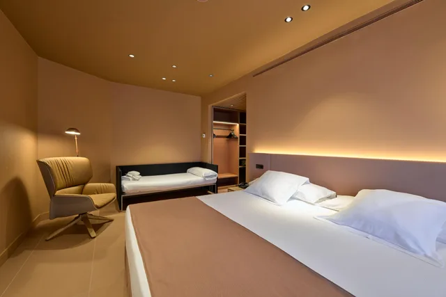 غرفة بشرفة مفردة بسرير مزدوج، Barcelona Princess 2/4