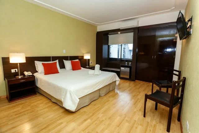 غرفة سوبيريور بسرير مزدوج أو سريرين منفصلين، Ramada Plaza by Wyndham Tucuman 1/2