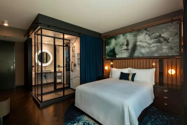 غرفة، Hotel Emc2 Autograph Collection 1/4