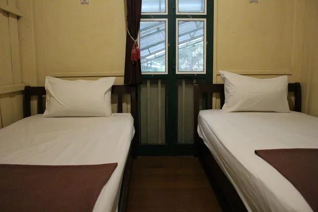 غرفة بحمام مشترك، Samsen Sam Place Hotel 2/3