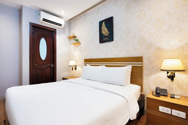 غرفة سوبيريور بسرير كوين، Lucky Star Hotel 266 De Tham 7/10
