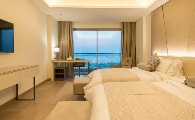 غرفة ديلوكس بسريرين منفصلين بإطلالة على البحر، Solymar Hotel & Beach 1/8