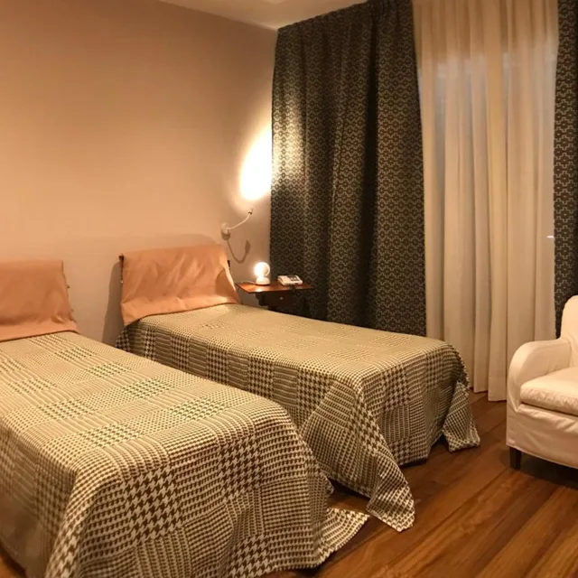 غرفة سوبيريور بسرير مزدوج أو سريرين منفصلين بشرفة، Locanda Dell Angelo 7/8