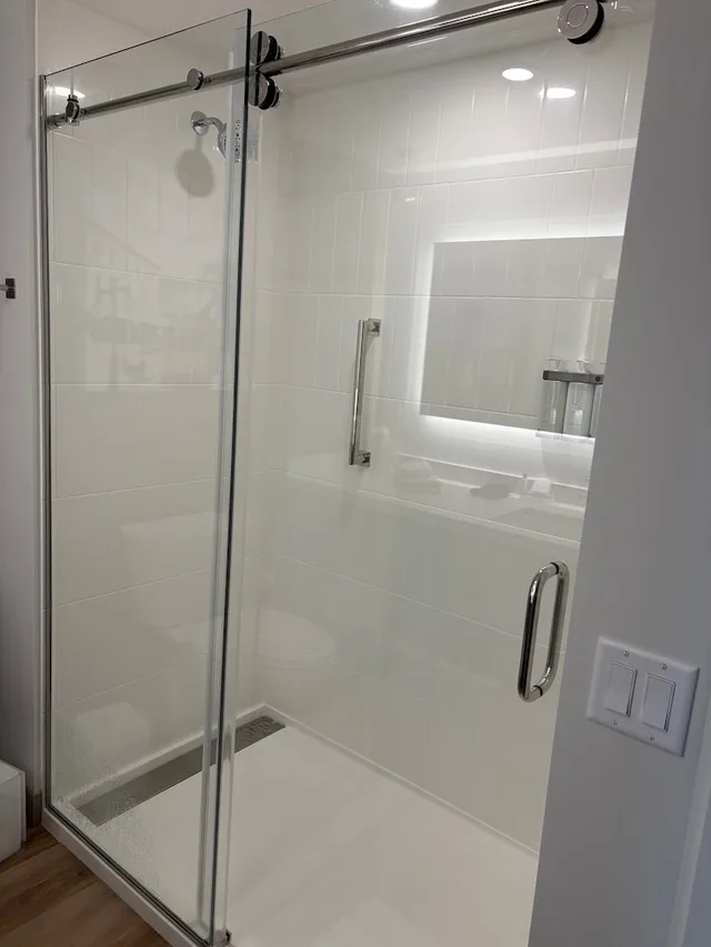 غرفة قياسية بسرير كينج، Cambria Hotel Tampa-Brandon FL 6/6
