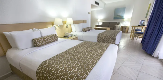 Junior Suite, 2 Double Beds, Partial Ocean View, Balcony, HS Hotsson Smart Acapulco 2/10