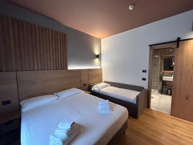 غرفة كومفورت بسرير كوين مع أريكة، Best Western Hotel Arya 4/10