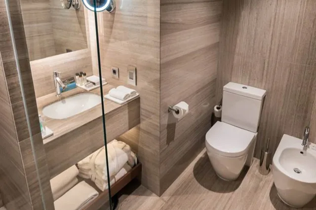 جناح بسرير كوين بشرفة بغرفة نوم واحدة، Intercontinental Lisbon 2/5