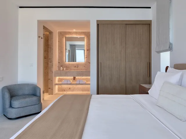 فيلا غراند بسرير كينج بغرفة نوم واحدة مع أريكة، Cali Mykonos 3/6