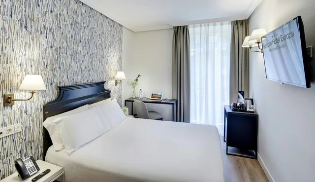 غرفة كلاسيكية بسرير مزدوج، Sercotel Europa San Sebastian 1/2