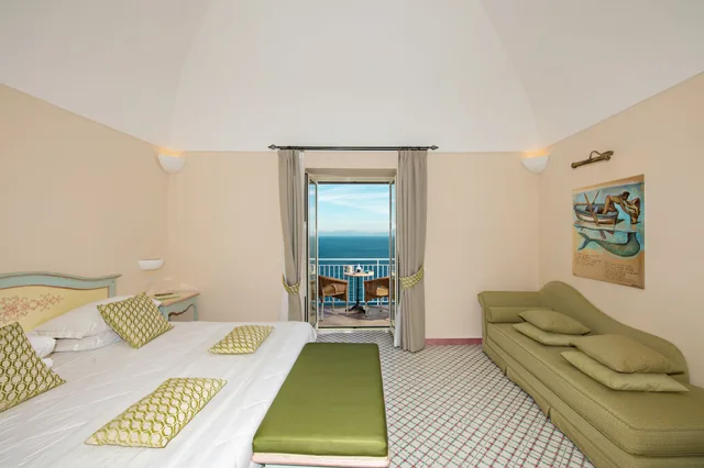 غرفة ديلوكس بسرير كوين بإطلالة على البحر، Hotel Margherita 5/10