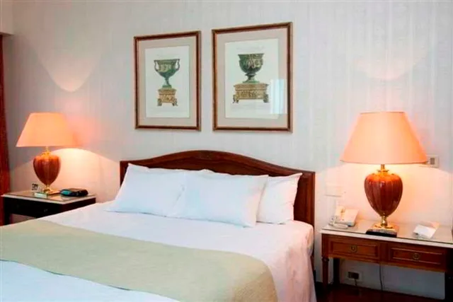 غرفة سوبيريور ثلاثية، Radisson Montevideo Victoria Plaza Hotel 1/1