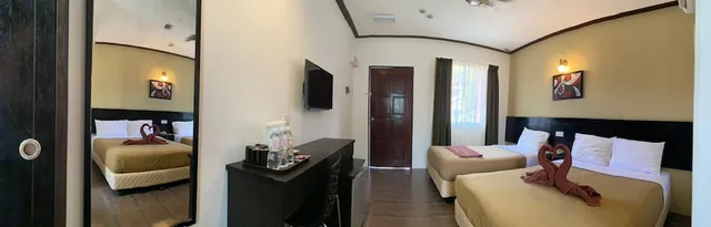 غرفة ديلوكس بسرير كوين وسرير فردي، Langkawi Anjung Villa 2/4
