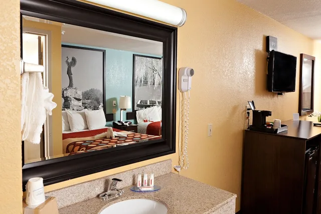 غرفة بسريرين كوين يُسمح فيها بالحيوانات الأليفة، Super 8 by Wyndham Wichita Airport 10/10