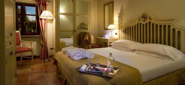 غرفة كلاسيكية بسرير مزدوج، Castello Di Leonina Relais 1/1