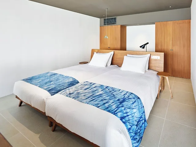 Comfort, Cottage, Twin Beds, Sofa, The Rescape 1/4