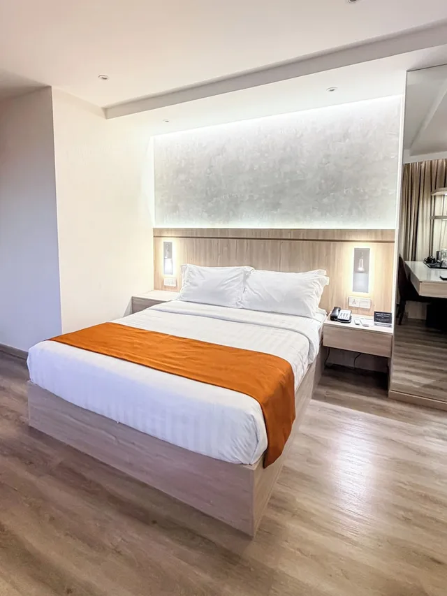 غرفة بريميير بسرير كوين، City Garden Hotel Makati 2/9