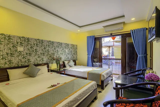 غرفة ديلوكس ثلاثية بغرفة نوم واحدة، Golden River Hotel 1/1