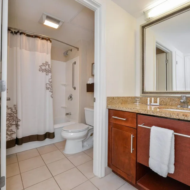 جناح بسرير كينج بغرفتي نوم، Residence Inn North Conway 3/6