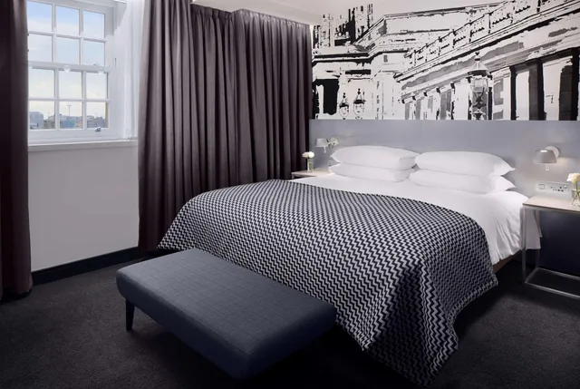 جناح ملكي، Radisson Blu Hotel, Edinburgh City Centre 3/8
