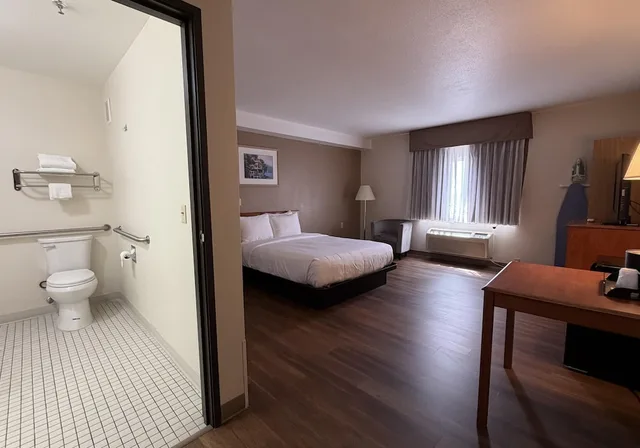 Standard, Queen Bed, Accessible, SureStay by Best Western Albuquerque East I-40 3/4