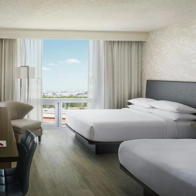 غرفة بسريرين مزدوجين، Marriott Miami Airport 10/19