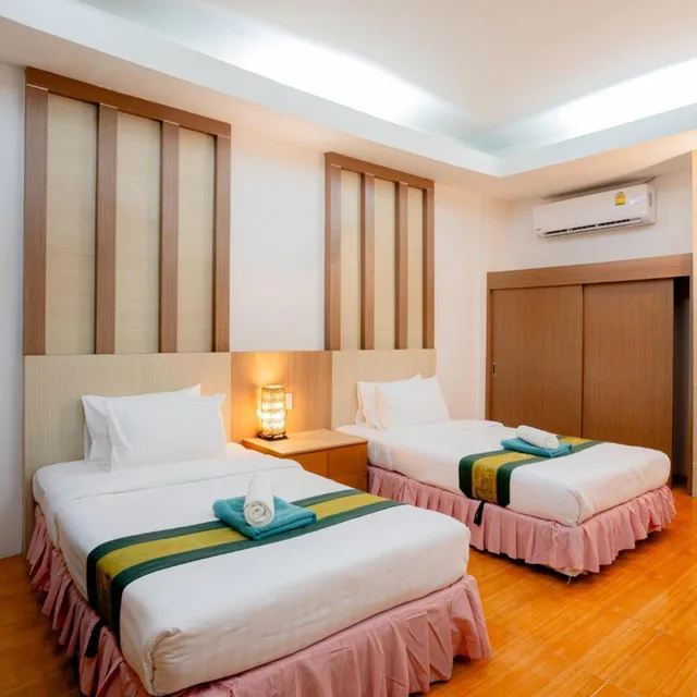 Semi Detached, Deluxe, Cottage، Tonsai Bay Resort 9/10