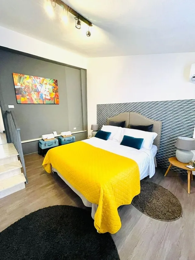 Suite, Queen Bed, Palazzina300 1/5