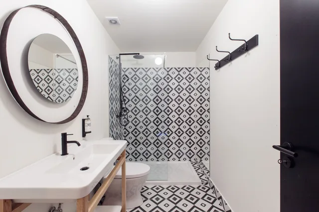 Female Dorm, Female Only, Shared Bathroom، The House Of Sandeman Hostel & Suites 3/3