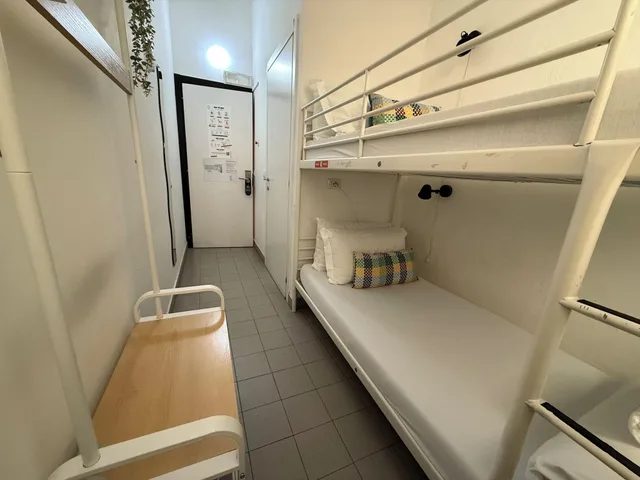 Tower, Standard, Twin Beds, No Bathroom، QUO Milano 1/4