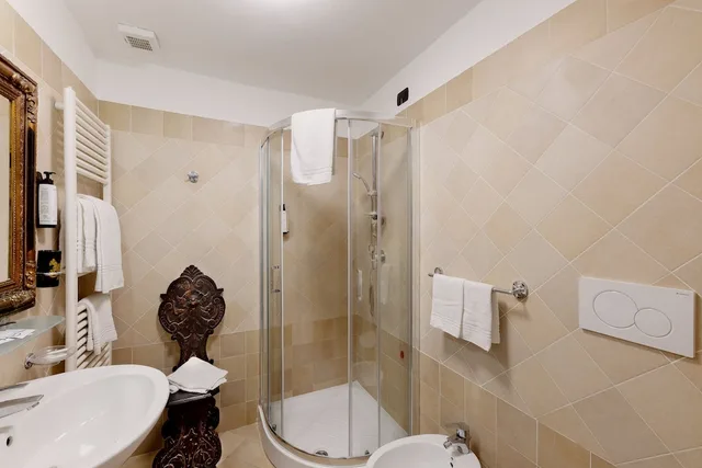 غرفة عائلية بأربعة أسرّة، Hotel Berna 5/5