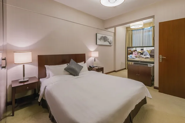 غرفة تنفيذية بسرير كوين وسرير فردي بغرفتي نوم، Springdale Serviced Residence Guangzhou 1/7