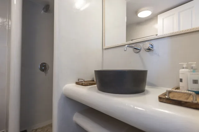 2 Bedrooms, Apartment, King Bed, Lateral Side Sea View، Aqua Luxury Suites 9/10