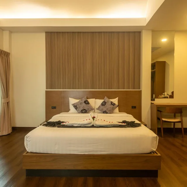 غرفة ديلوكس بسرير مزدوج، The Vatika Resort and Spa 3/6