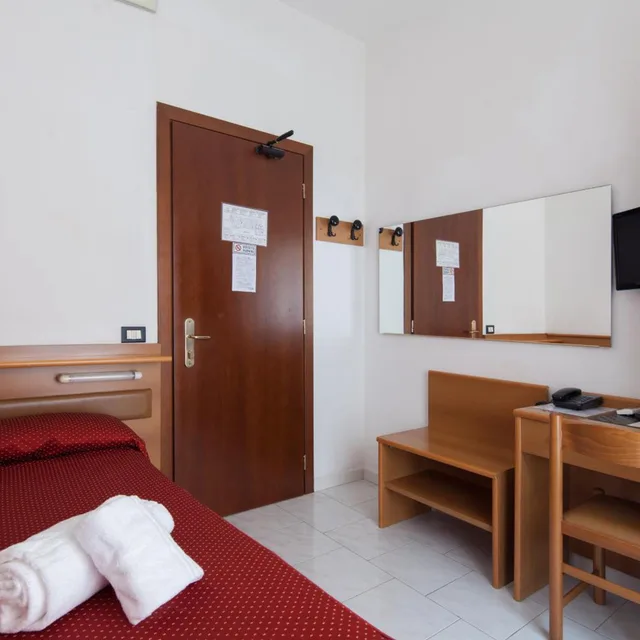 غرفة مفردة، Hotel Nella 5/10