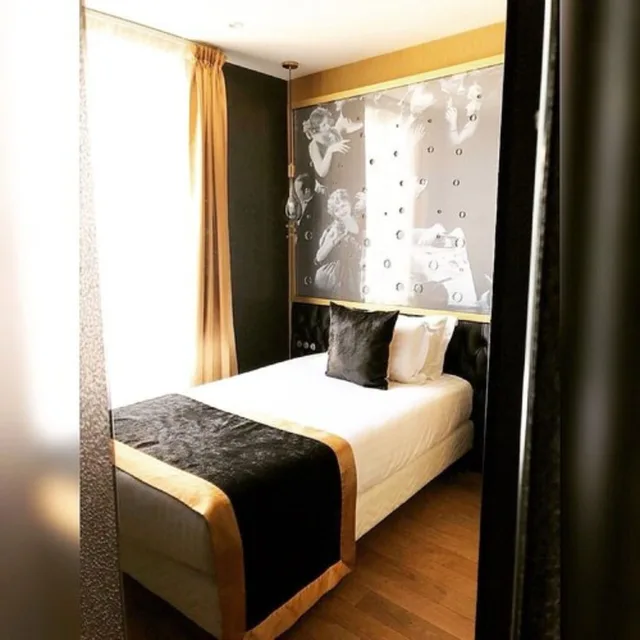 غرفة مفردة، Les Bulles de Paris Hotel 2/6