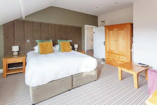 غرفة تنفيذية بسرير كوين، Beaumont House 5/10