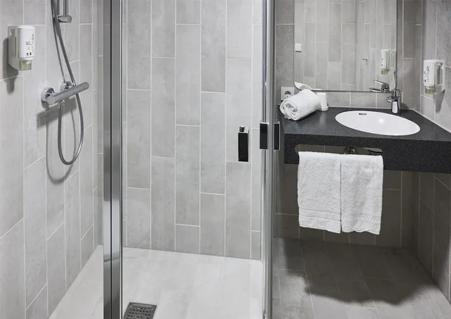 غرفة قياسية بسريرين منفصلين، B&B HOTEL Vejle 4/6