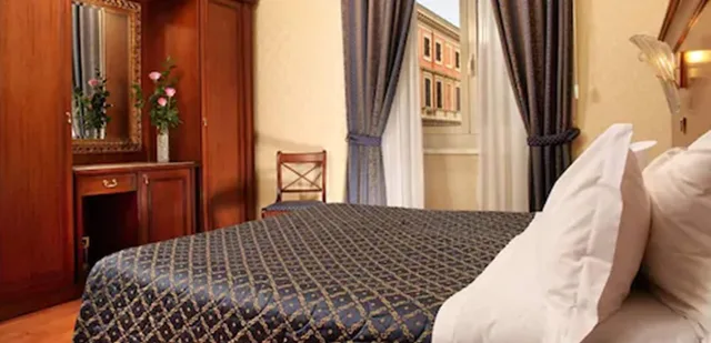 غرفة ثلاثية بثلاثة أسرّة، Serena 1/2