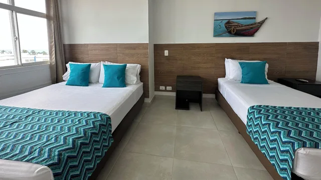 غرفة عائلية ثلاثية، Hotel On Vacation Tower 1/7