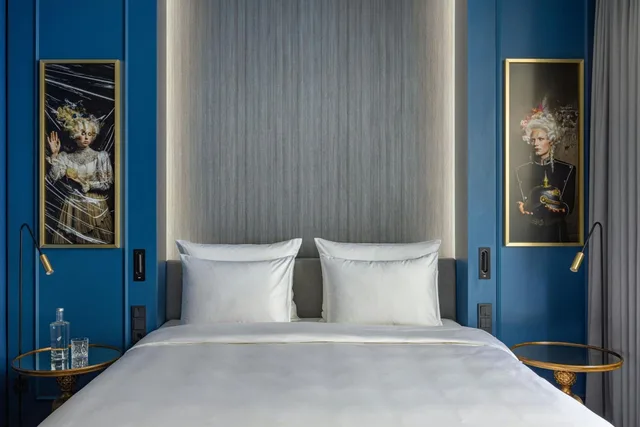 Luc, King Bed, Hotel Luc Autograph Collection 2/3