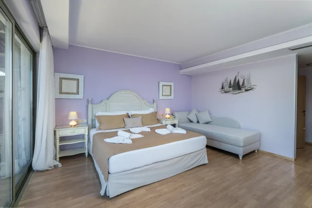 غرفة ديلوكس بسرير مزدوج بإطلالة على البحر، San Nicolas Hotel 5/10