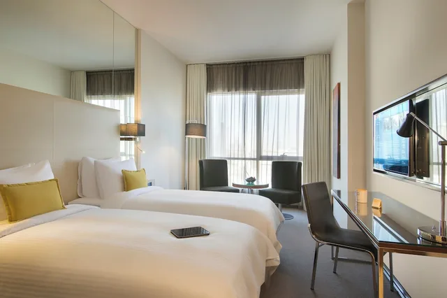 غرفة متصلة عائلية بسرير كوين وسريرين منفصلين، سنترو واحه من روتانا(Centro Waha By Rotana) 2/5