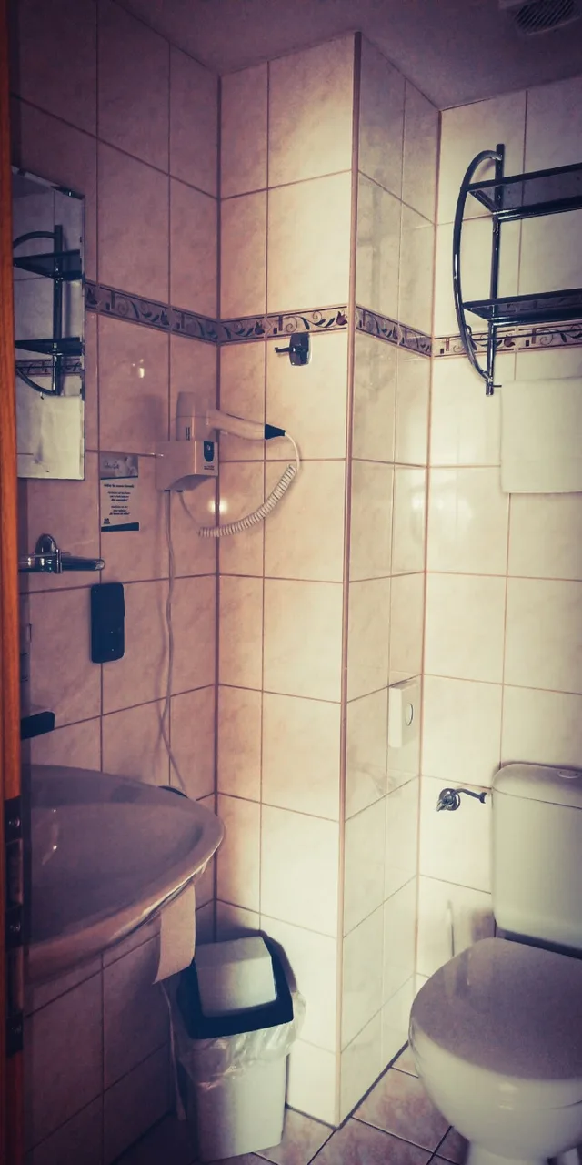 غرفة رباعية بأربعة أسرّة، Hotel Restaurant Schwarzes Ross 3/4